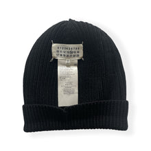 Load image into Gallery viewer, Maison Margiela Knitted Cap

