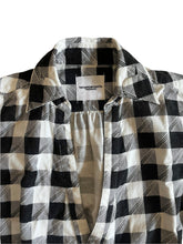 Load image into Gallery viewer, TheSoloist. Pullover Buffalo Check Shirt
